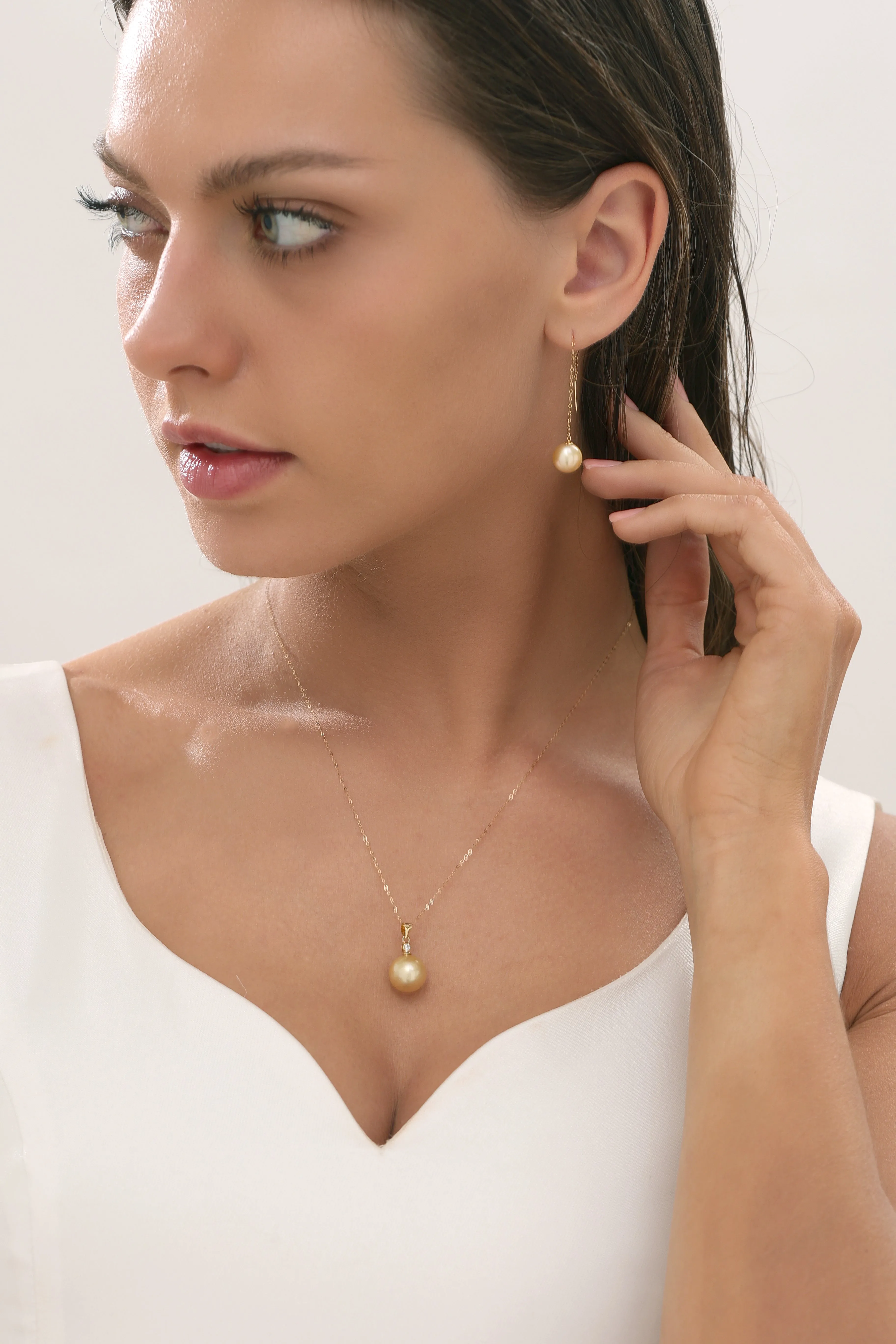 18K Gold Golden South Sea Pearl & Gloria Pendant Necklace