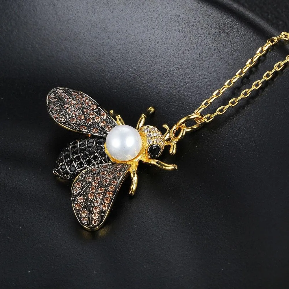 Fashionable Cubic Zirconia Pearl Jewelry Necklace with Bee Insect