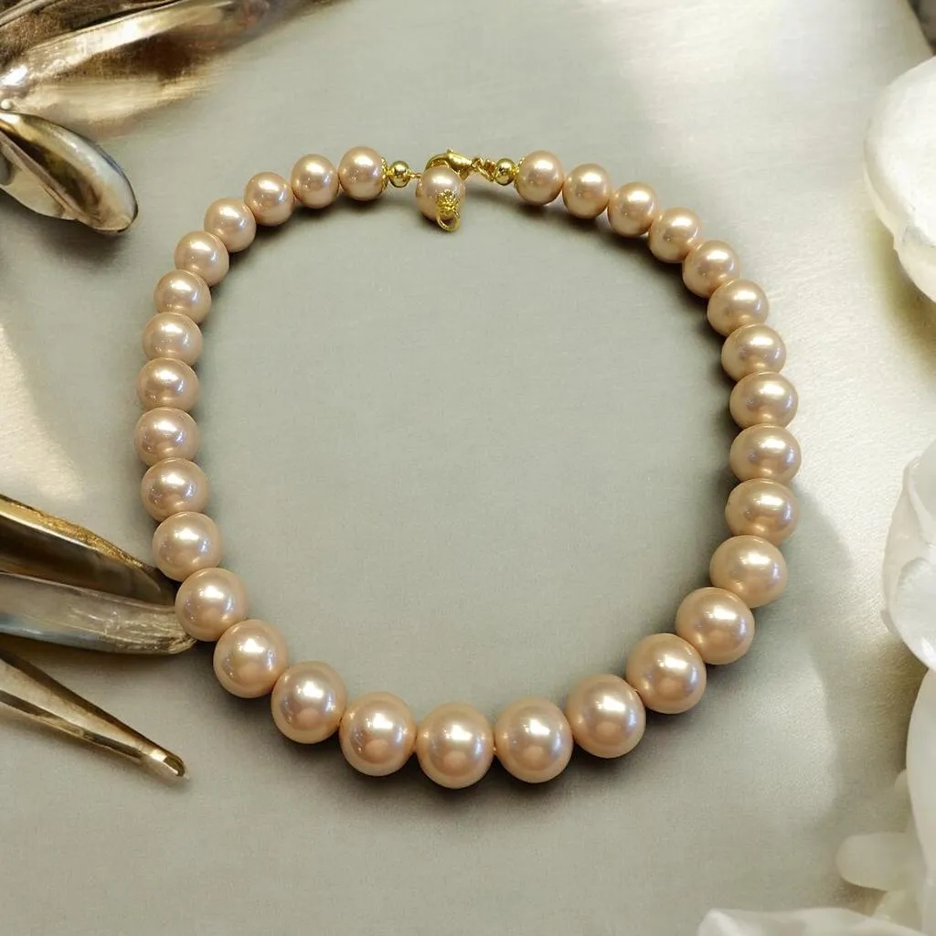 Light Pink Mother Of Pearl Necklace