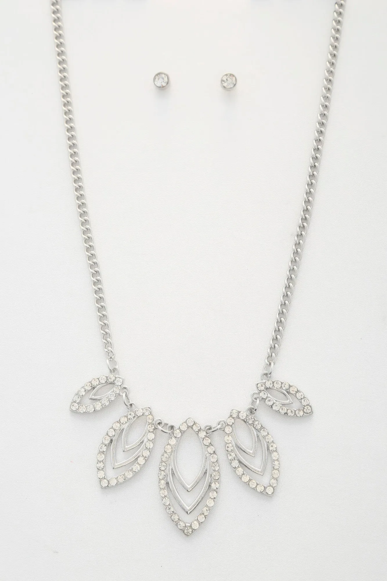 Marquise Rhinestone Link Metal Necklace