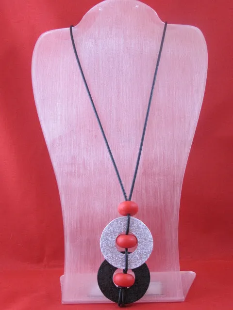 Oleg Necklace | Red