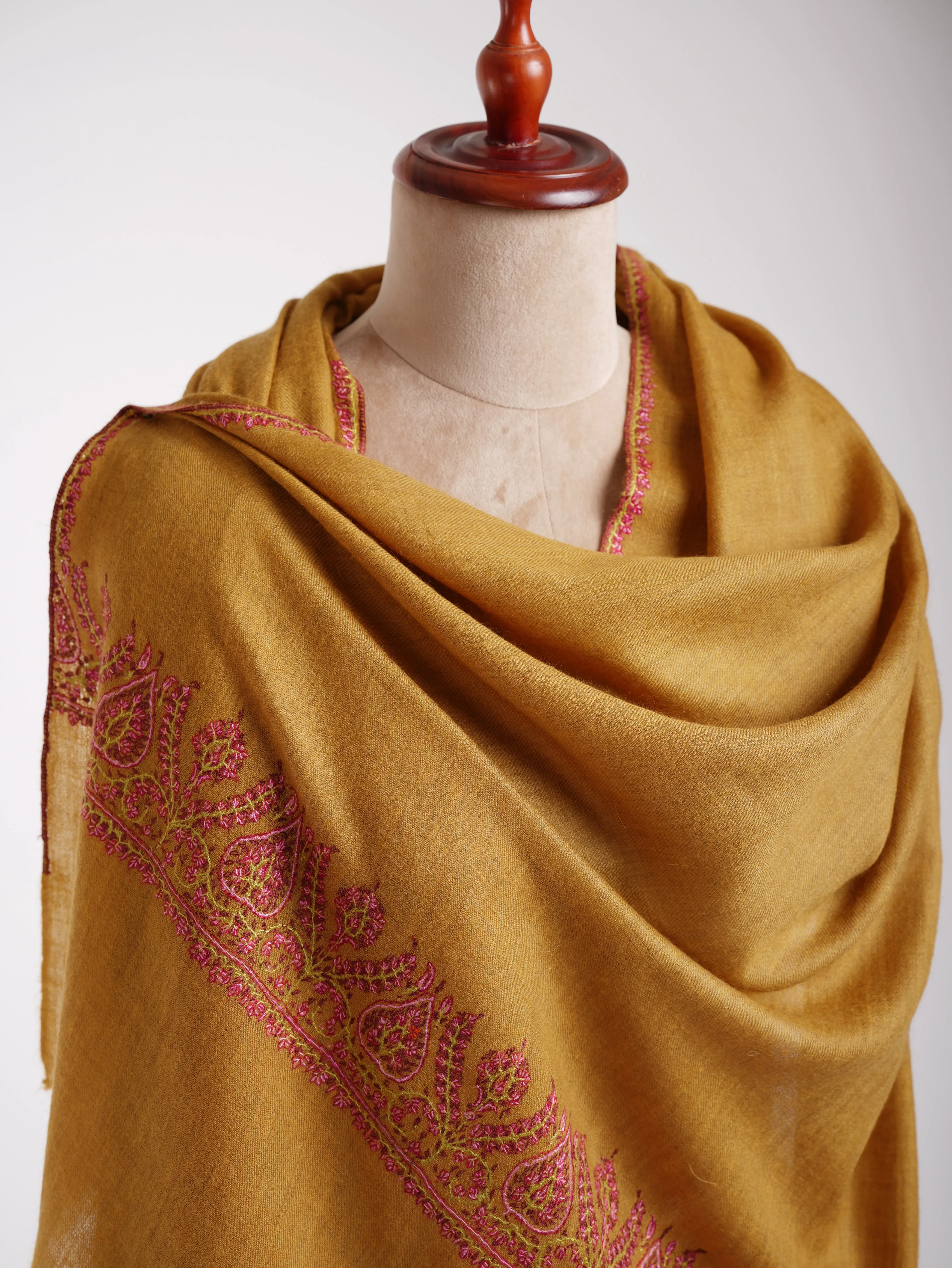 Sozni Embroidered Cashmere Palla Stole