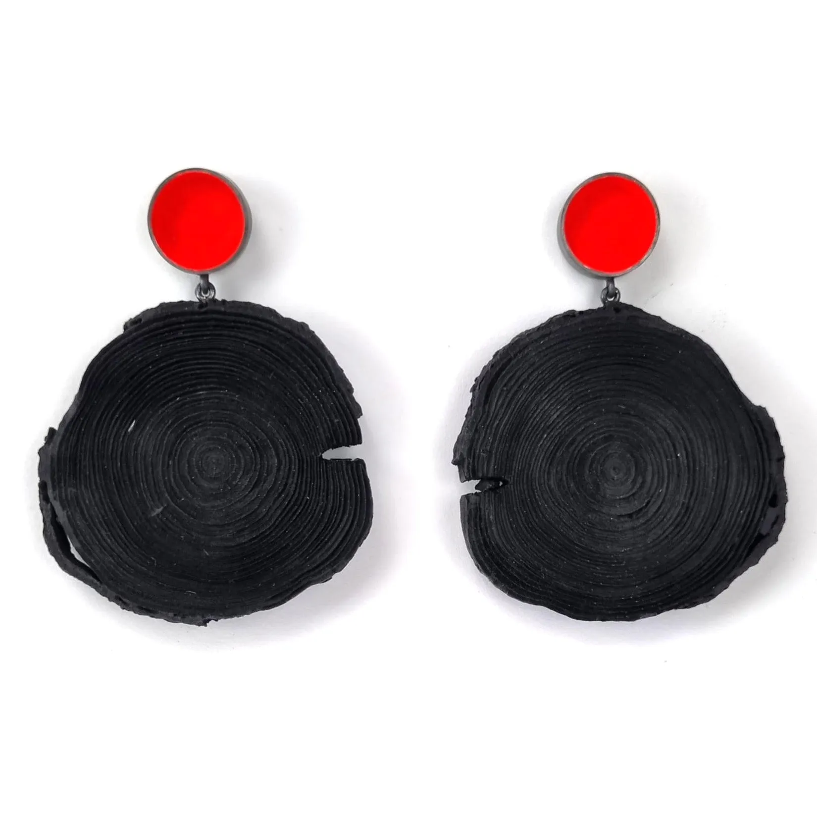 Susanne Elstner - Charcoal Circle Earrings